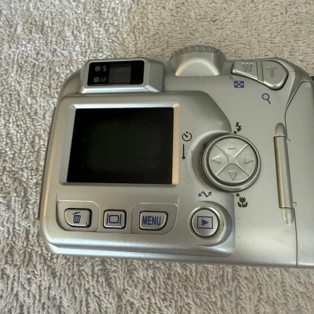 Nikon Coolpix 3100 Silver Digital Camera with Strap